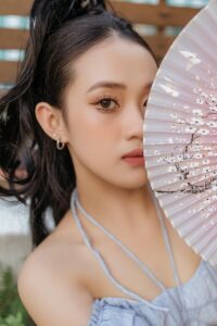 ネックファンの静音性と小型デザインのメリットは？