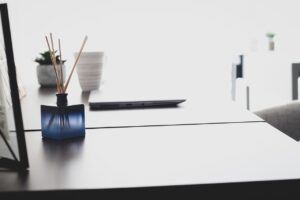 在宅ワークを快適にする涼しい作業部屋を作るには？